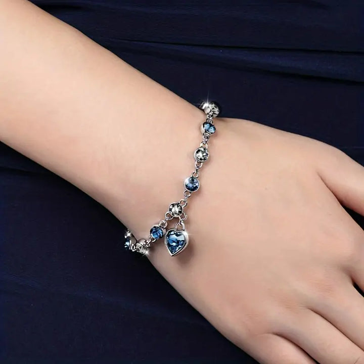 Armband mit Kristallherz-Anhänger