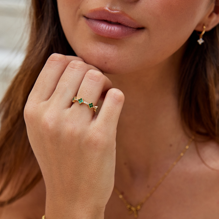 Emerald Clover Sparkle Bandring
