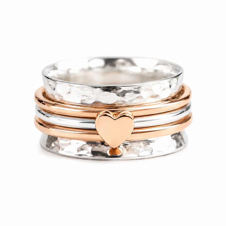 Ring mit mehrschichtigem Herzband