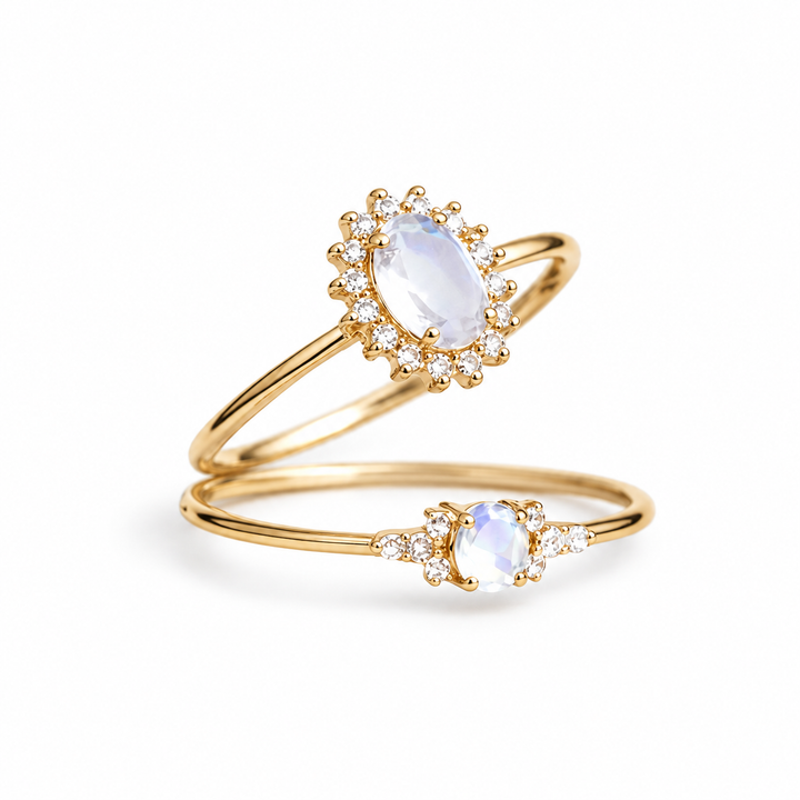 Zierlicher Ring mit zwei Steinen