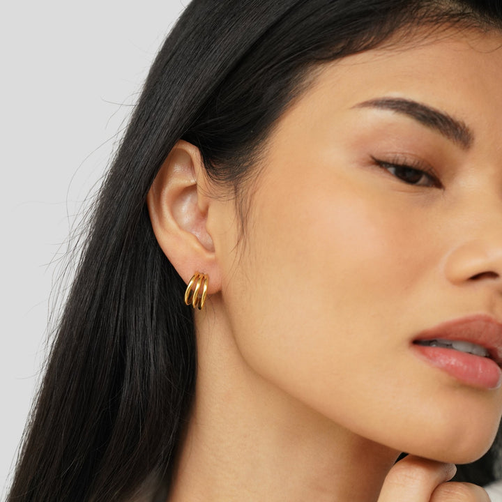 Ohrringe mit dreifacher Kurve