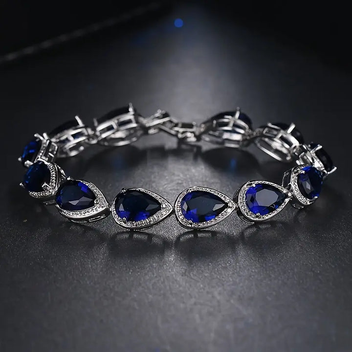 Mitternachtsblaues Kristall-Gliederarmband