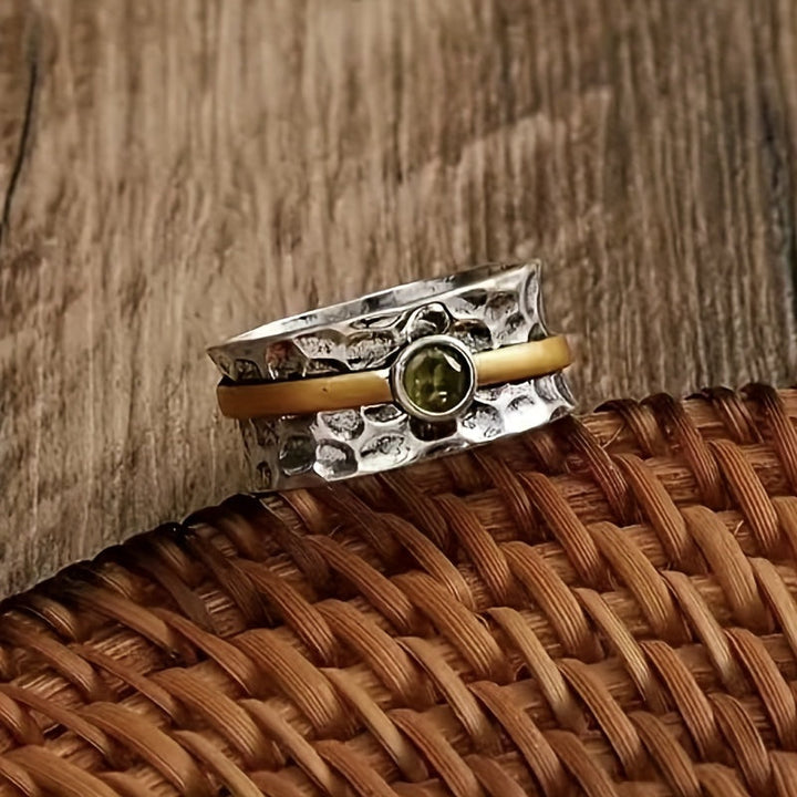 Ring aus gehämmertem Fusion-Stein