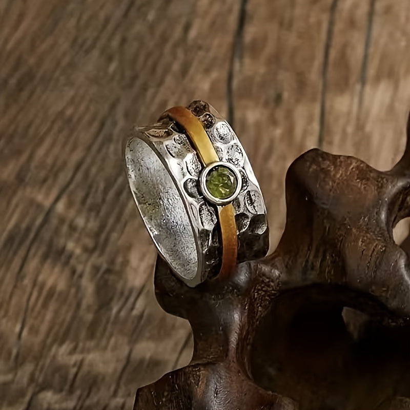 Ring aus gehämmertem Fusion-Stein