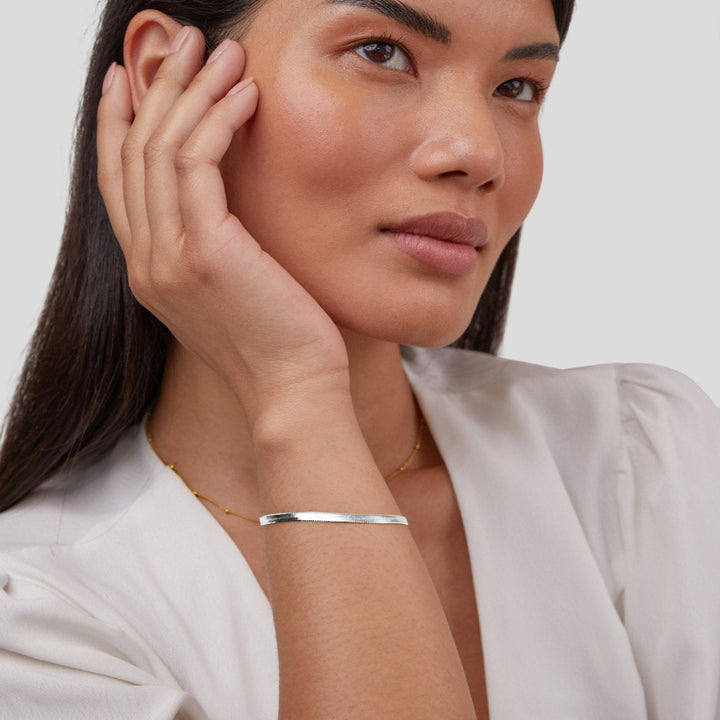 Silvara Sleek Schlangenkettenarmband