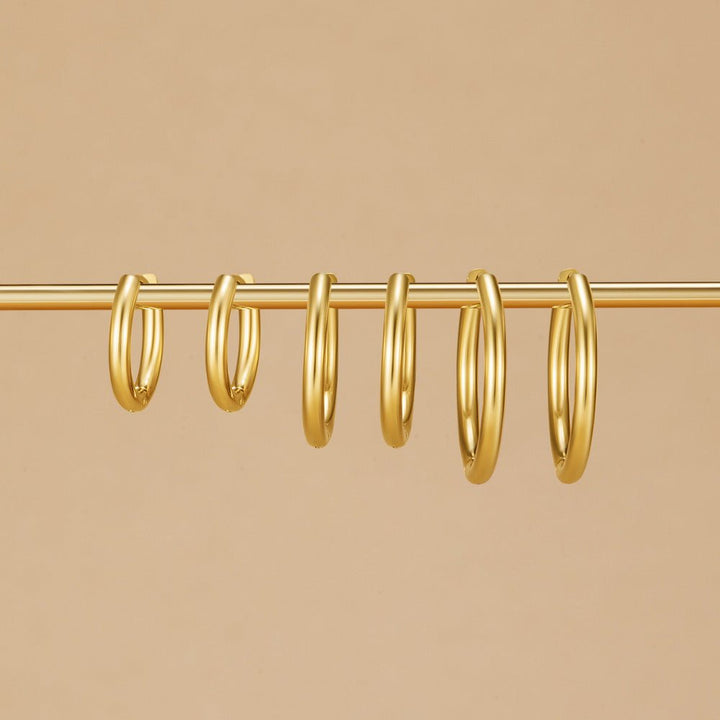 Elegante goldene Creolen